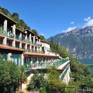 Centro Vacanze La Limonaia 3*, Limone sul Garda Italy