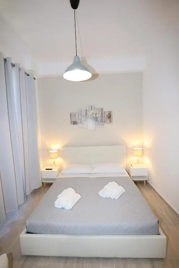 Unique Luxury Apartment And Rooms Rome Bed & Breakfast