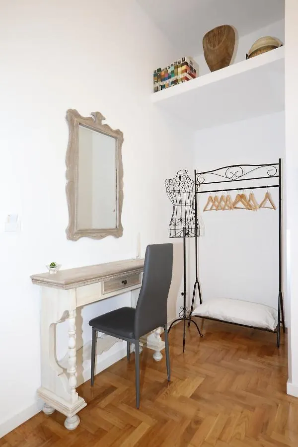 Bed & Breakfast Unique Luxury Apartment And Rooms Rome