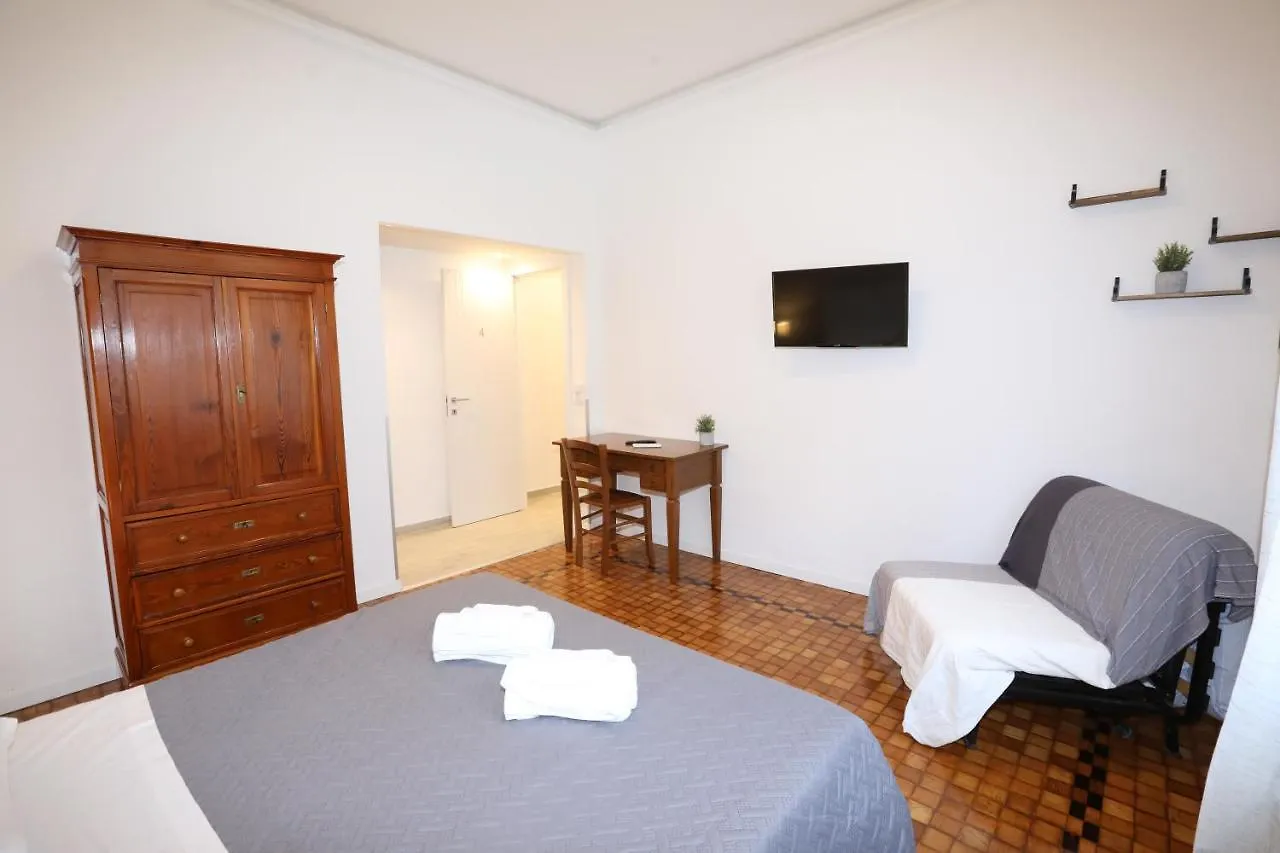 Unique Luxury Apartment And Rooms Rome Bed & Breakfast