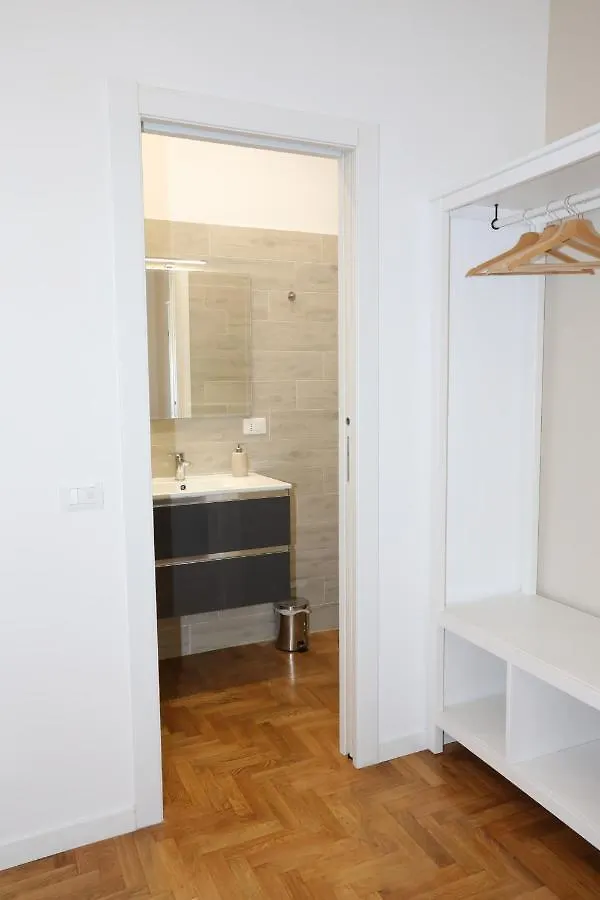 Bed & Breakfast Unique Luxury Apartment And Rooms Rome Italy