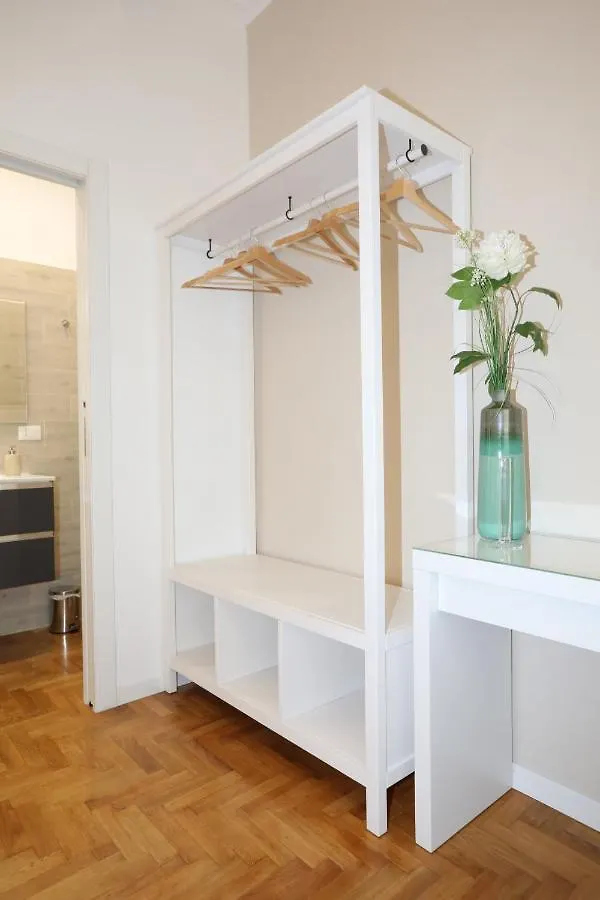 Unique Luxury Apartment And Rooms Rome Bed & Breakfast