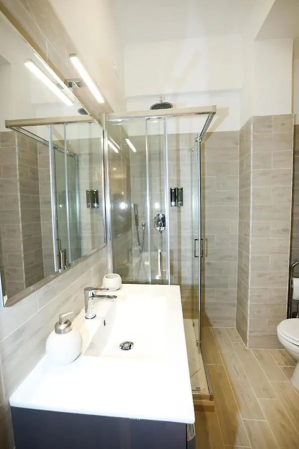 Unique Luxury Apartment And Rooms Rome Bed & Breakfast